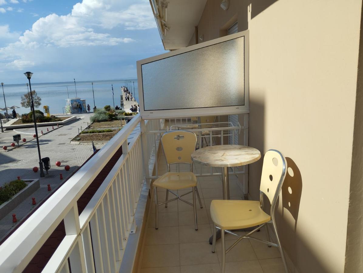 La Mer Rooms Peraia Exterior photo