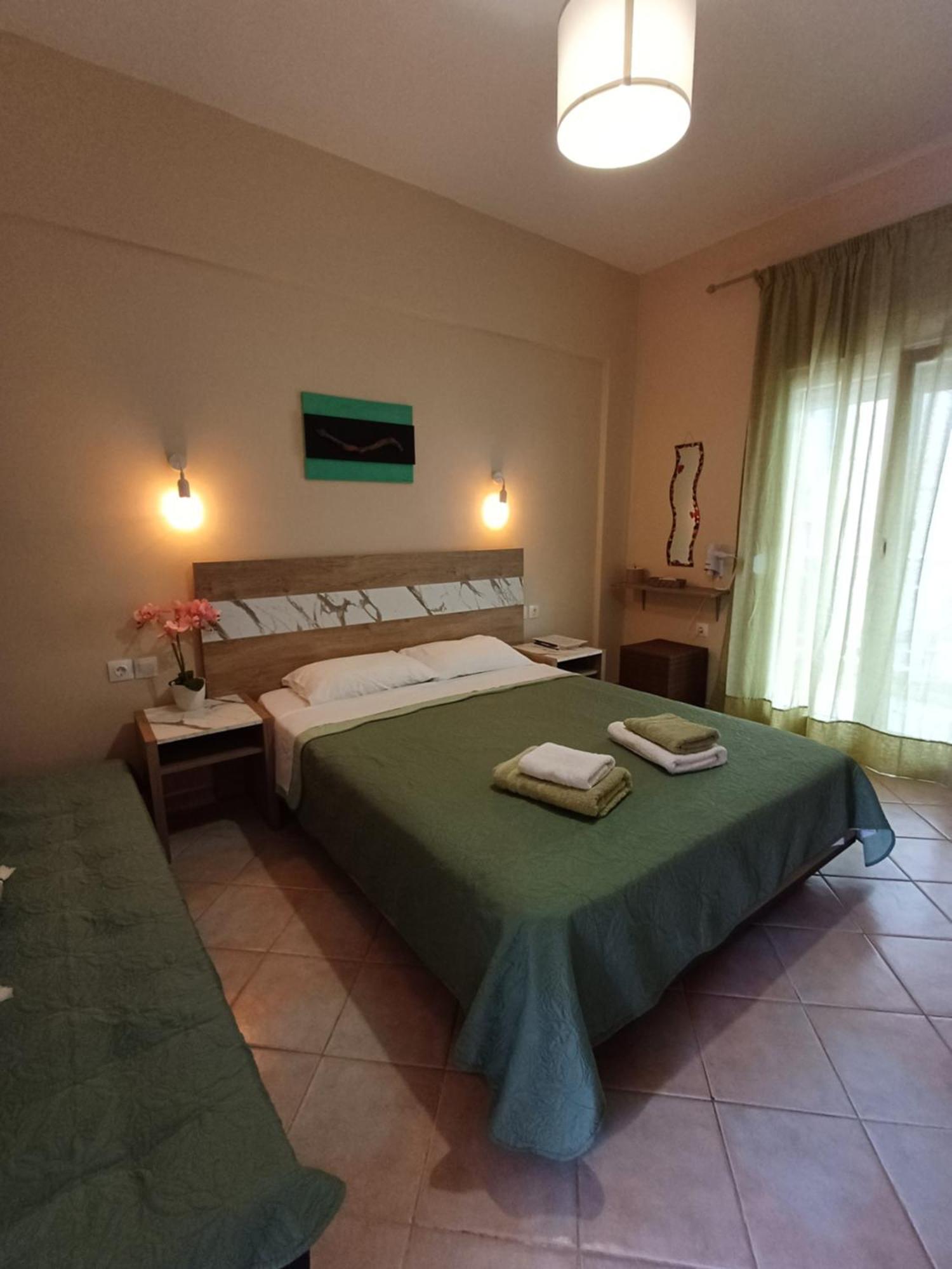 La Mer Rooms Peraia Exterior photo